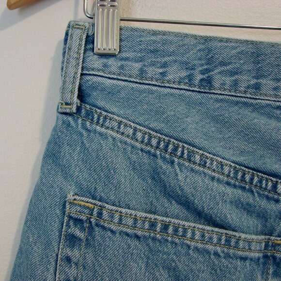 Levi's Ribcage Shorts Authentic Denim Jean Frayed Raw Hem Button Front Size 30 - Picture 10 of 15